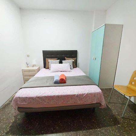 דירות Cerdanyola Ripollet Barcelona מראה חיצוני תמונה